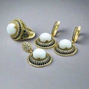 Elegant Gold and White Jewelry Set